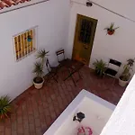 بيت ضيافة Algarvia Boutique & البوفيرا